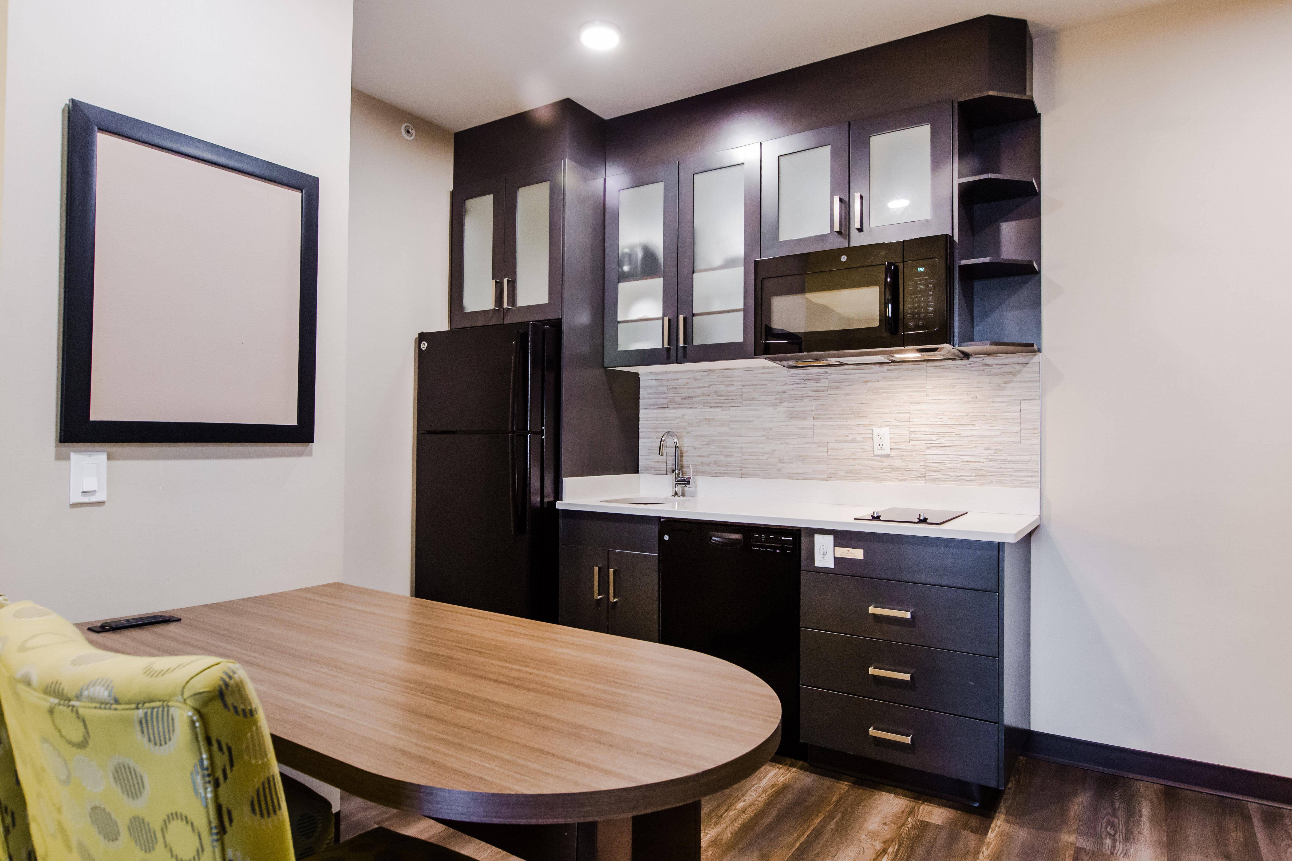 Candlewood Suites West Edmonton - Mall Area By Ihg Extérieur photo