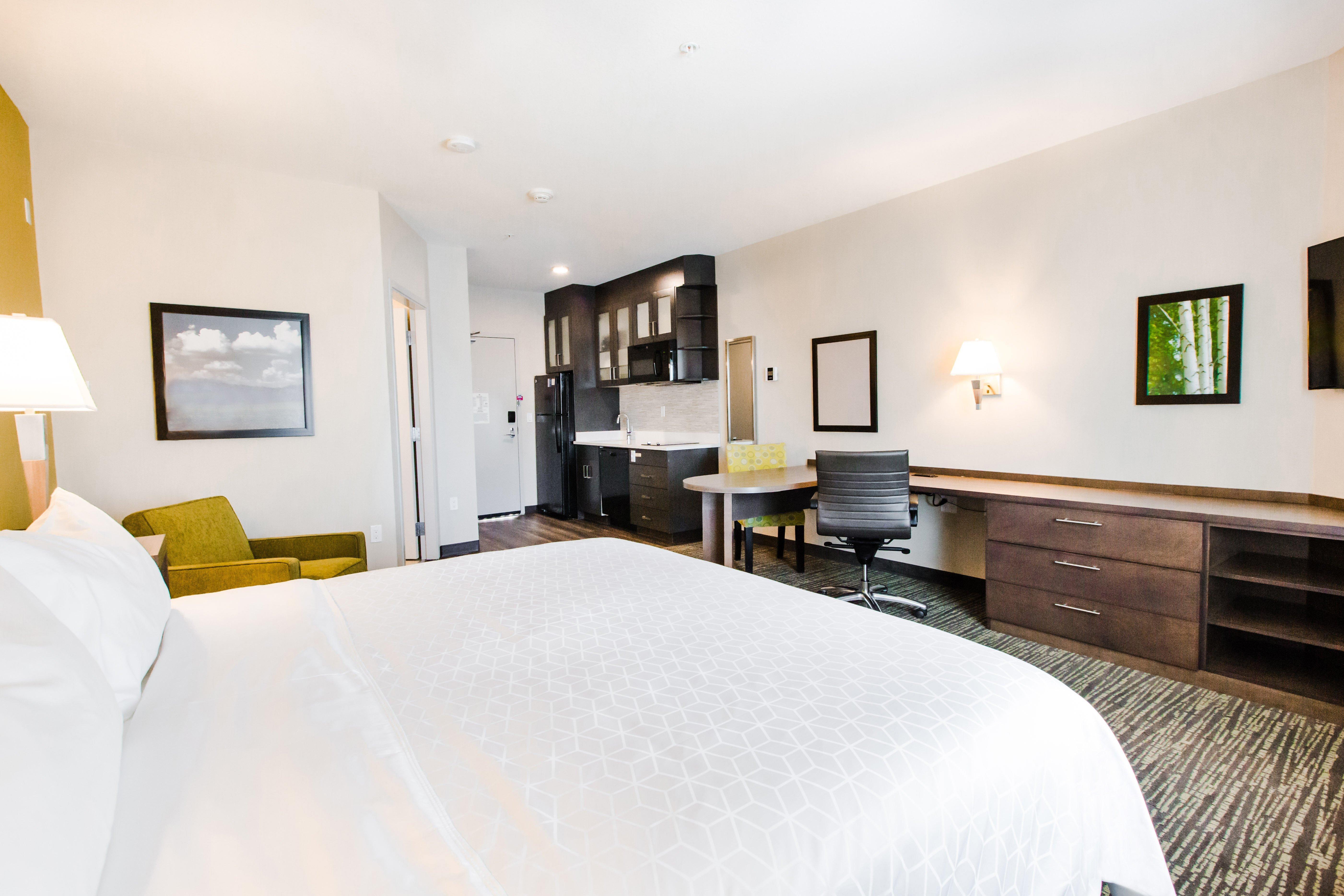 Candlewood Suites West Edmonton - Mall Area By Ihg Extérieur photo